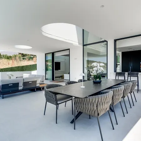 Moderna Villa Estepona